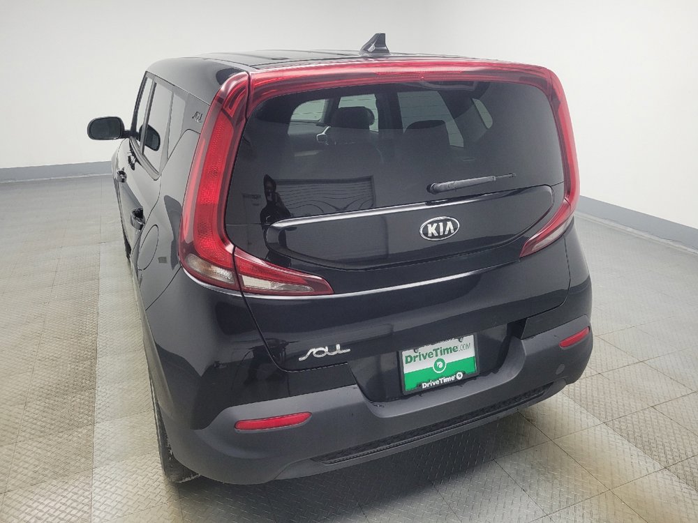 Used 2021 Kia Soul LX image 6