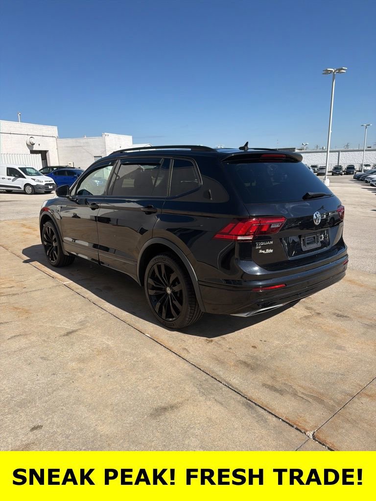 Used 2020 Volkswagen Tiguan SEL AWD/4WD image 4