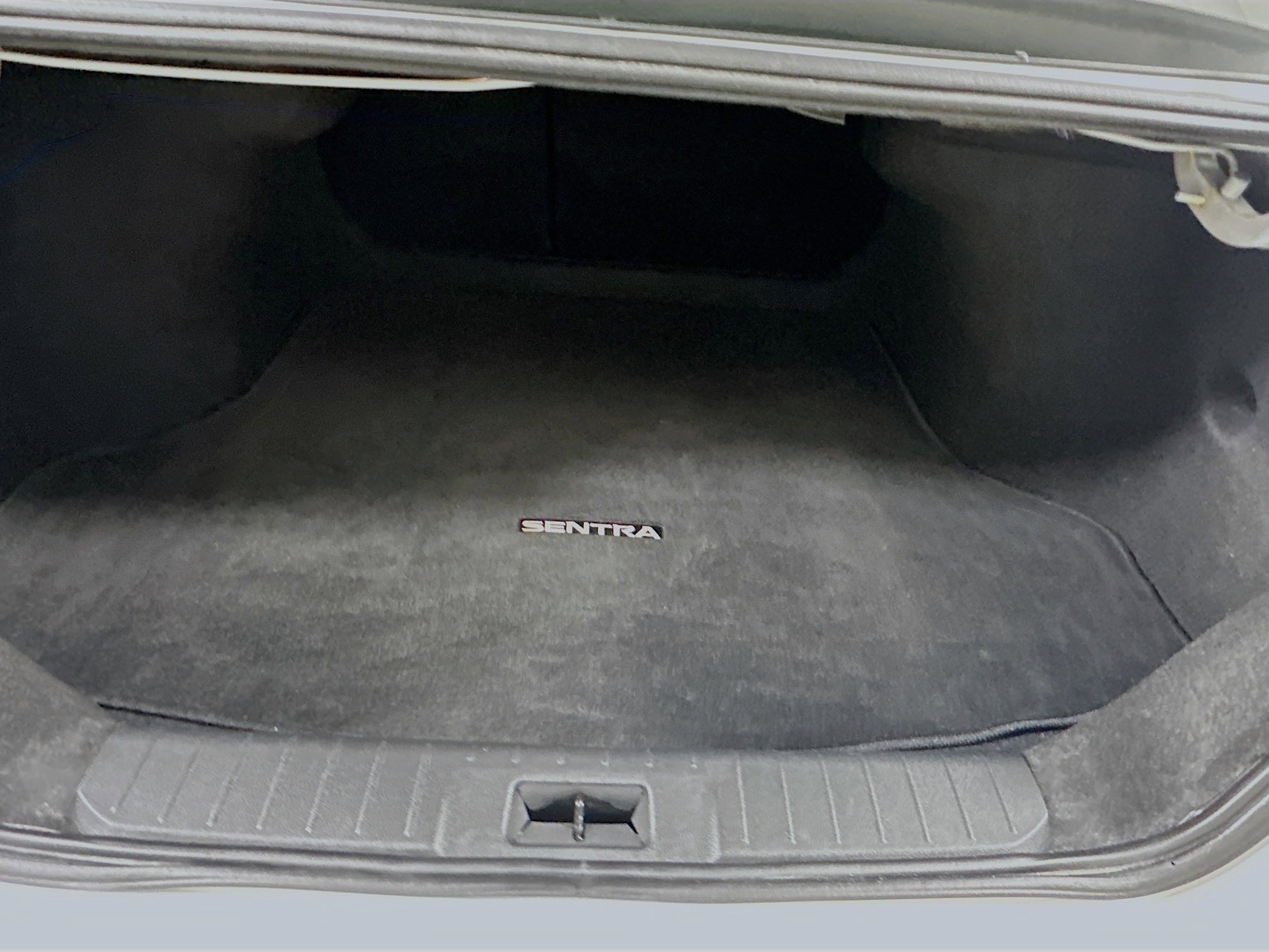 Used 2024 Nissan Sentra S image 27