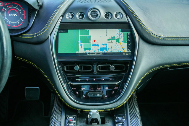 Used 2021 Aston Martin DBX AWD/4WD image 52