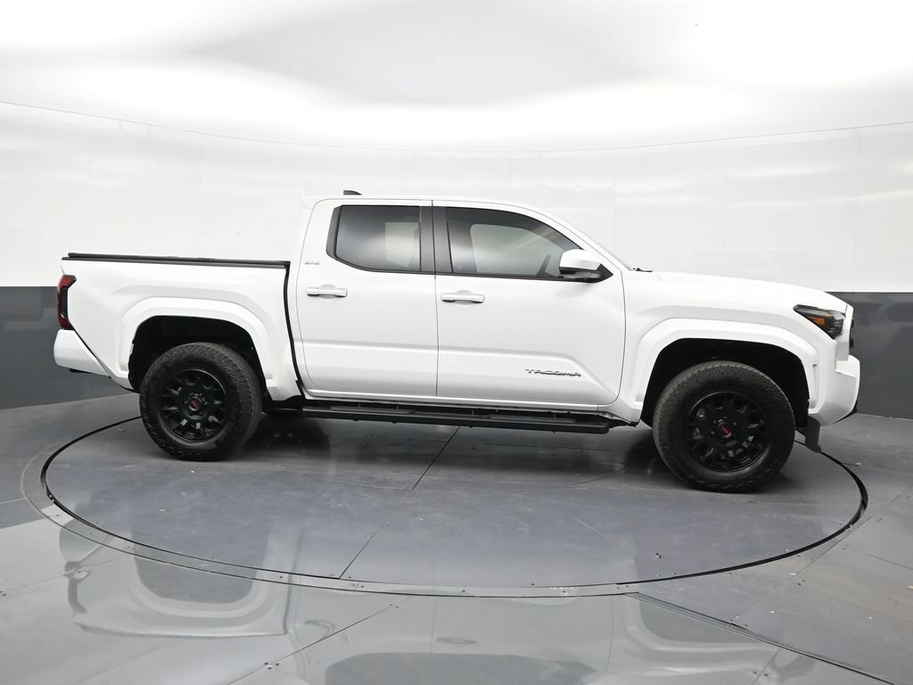 Used 2026 Toyota Tacoma SR5 RWD image 6