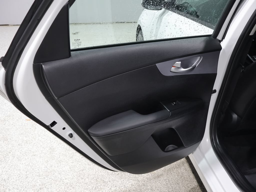 Used 2024 Kia Forte LXS FWD image 19