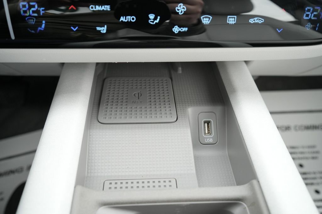 Used 2024 Hyundai Ioniq 6 SEL AWD/4WD image 33