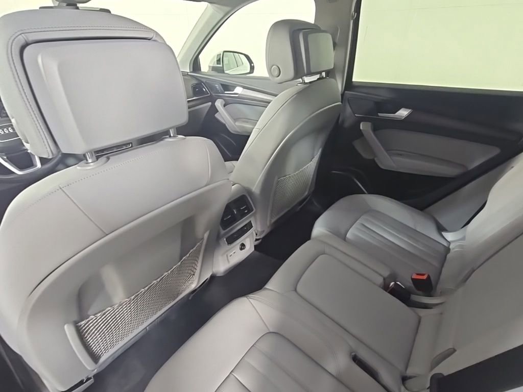 Used 2021 Audi Q5 2.0T Premium image 25