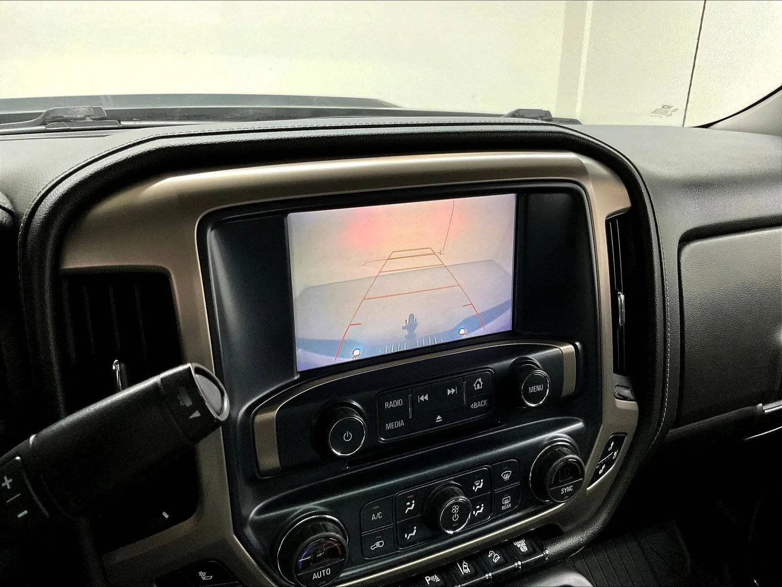 Used 2018 GMC Sierra 2500 Denali w/ Duramax Plus Package AWD/4WD image 27