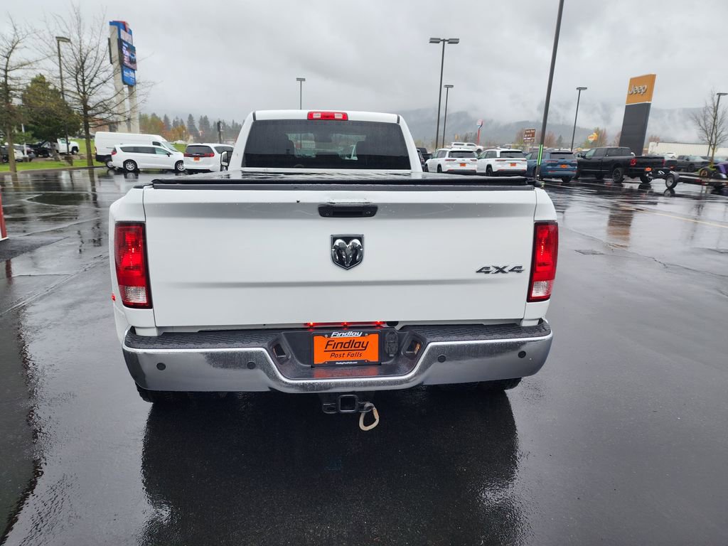 Used 2018 RAM 3500 Tradesman w/ Chrome Appearance Group AWD/4WD image 4