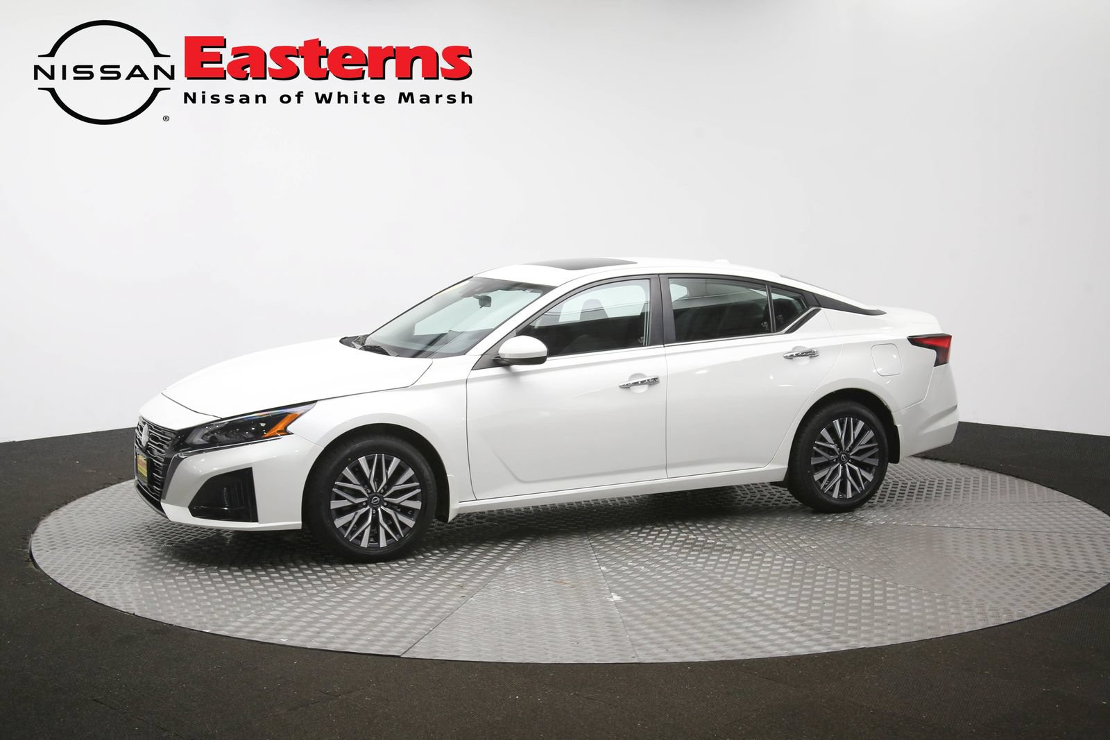 Used 2023 Nissan Altima 2.5 SV w/ SV Premium Package AWD/4WD image 58