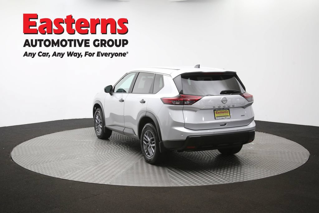 Used 2024 Nissan Rogue S AWD/4WD image 66