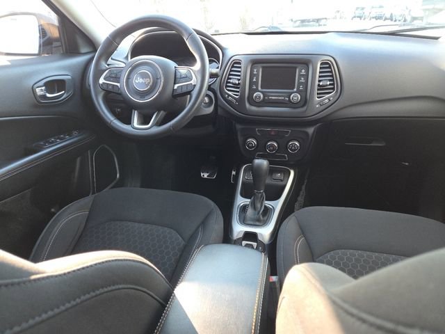 Used 2018 Jeep Compass Sport image 25