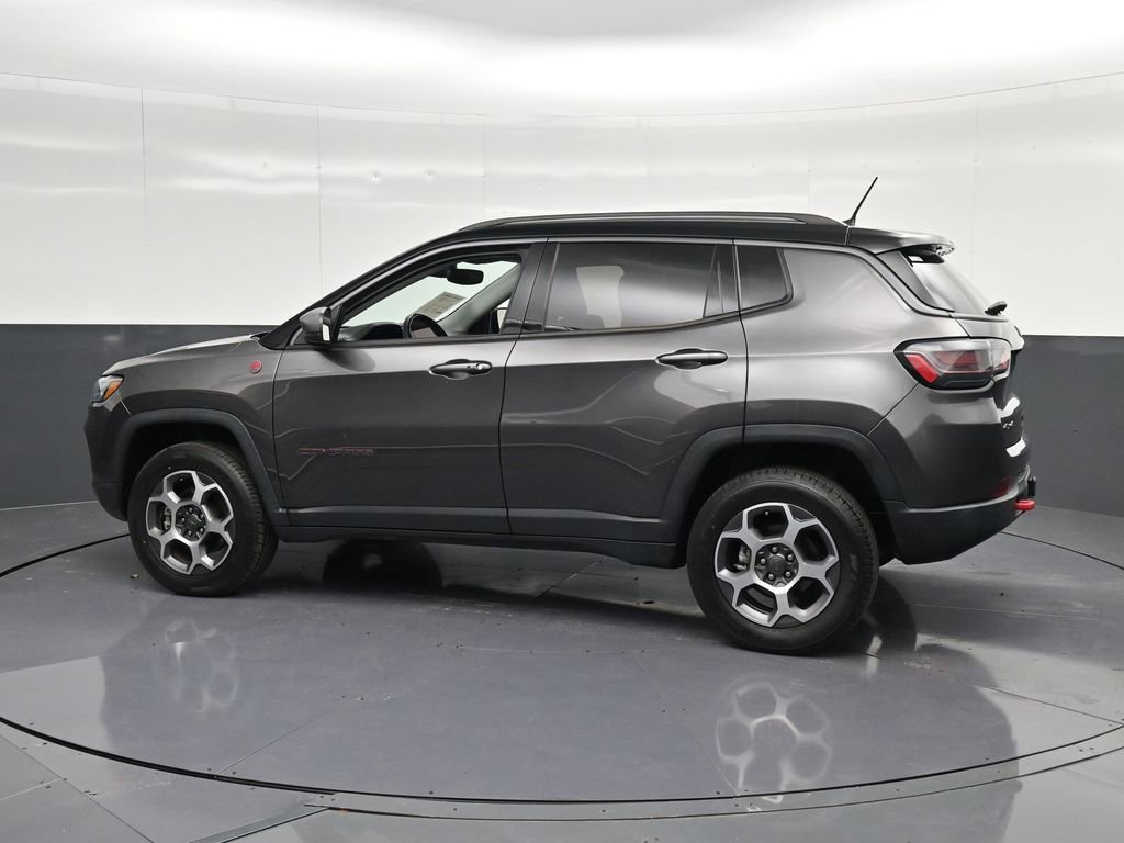 Used 2022 Jeep Compass Trailhawk w/ Trailhawk Elite Group image 8