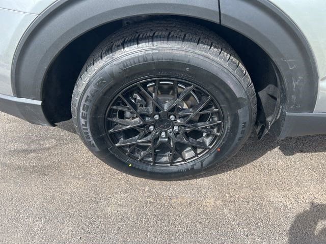 Used 2022 Ford Explorer XLT image 45