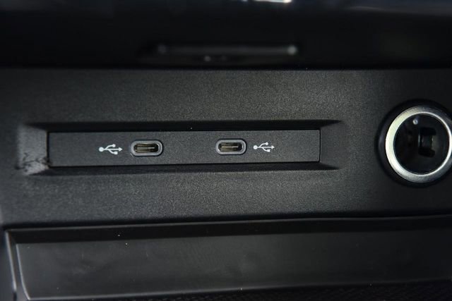 New 2025 Volkswagen Taos SE image 15