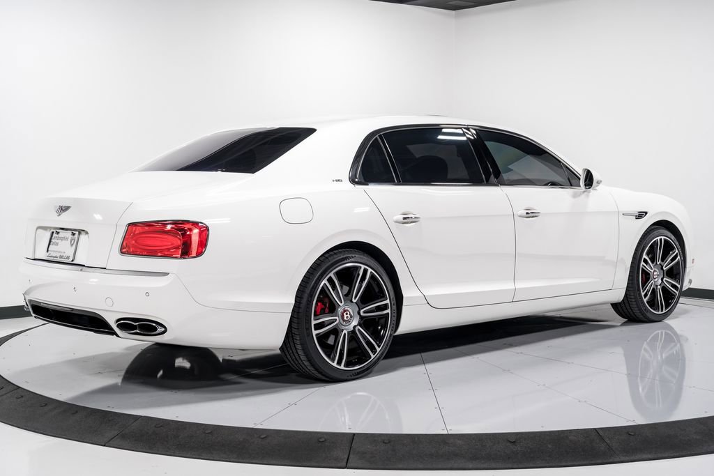 Used 2018 Bentley Flying Spur S V8 image 3