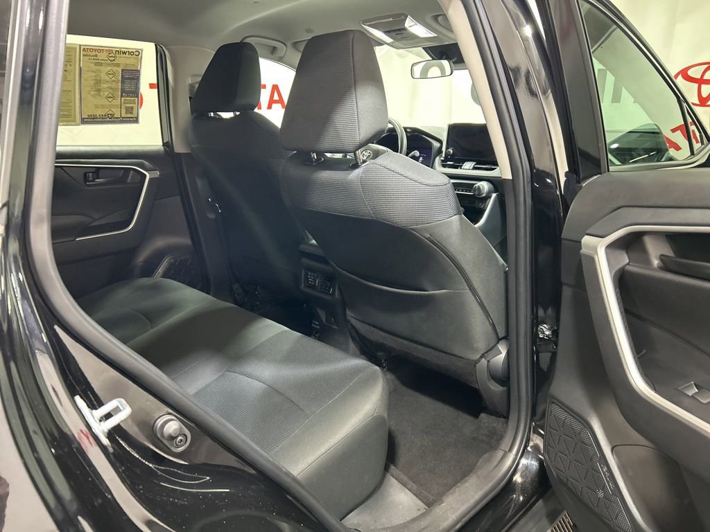 Used 2024 Toyota RAV4 LE image 15