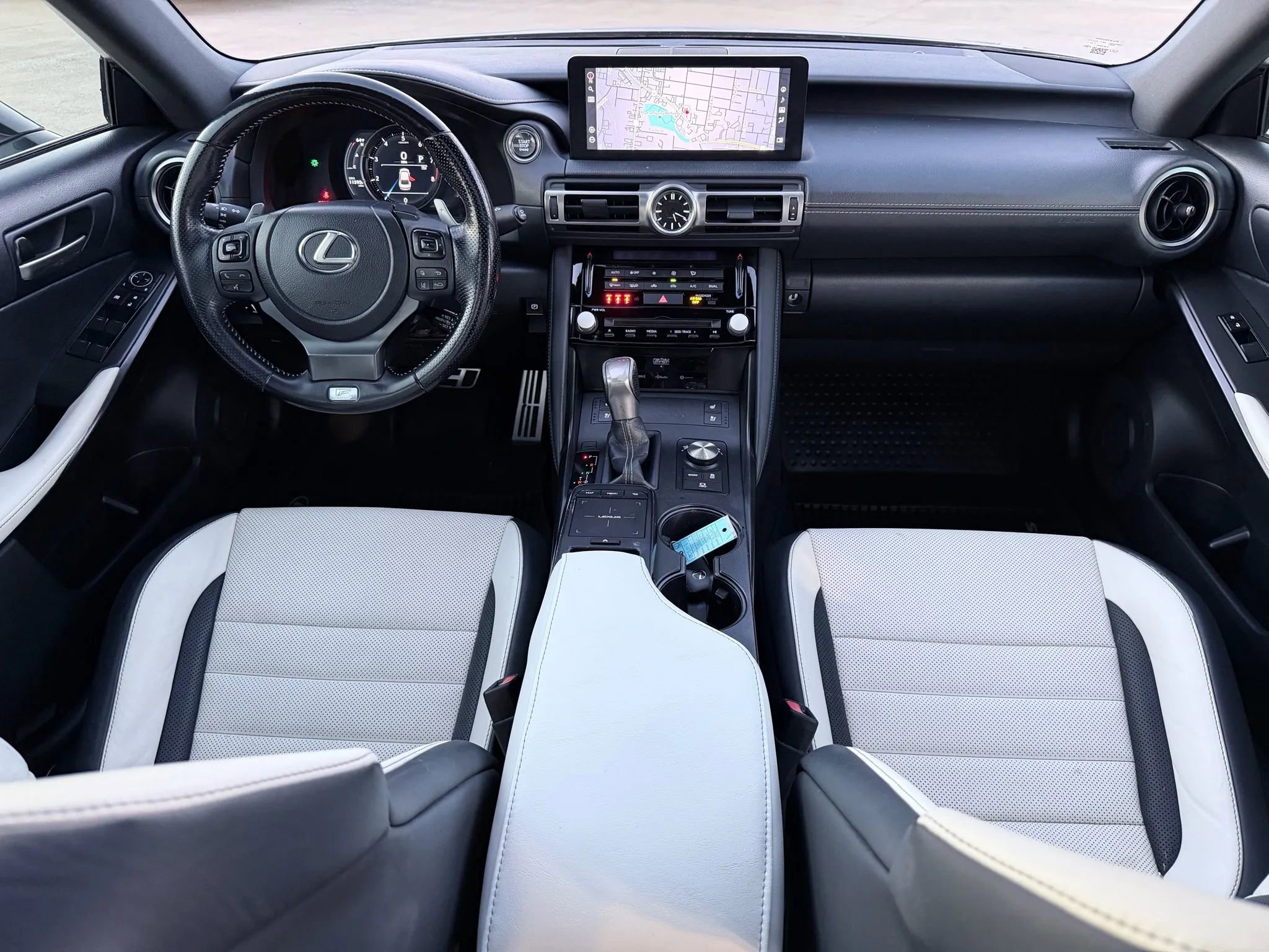 Used 2022 Lexus IS 350 F Sport image 11