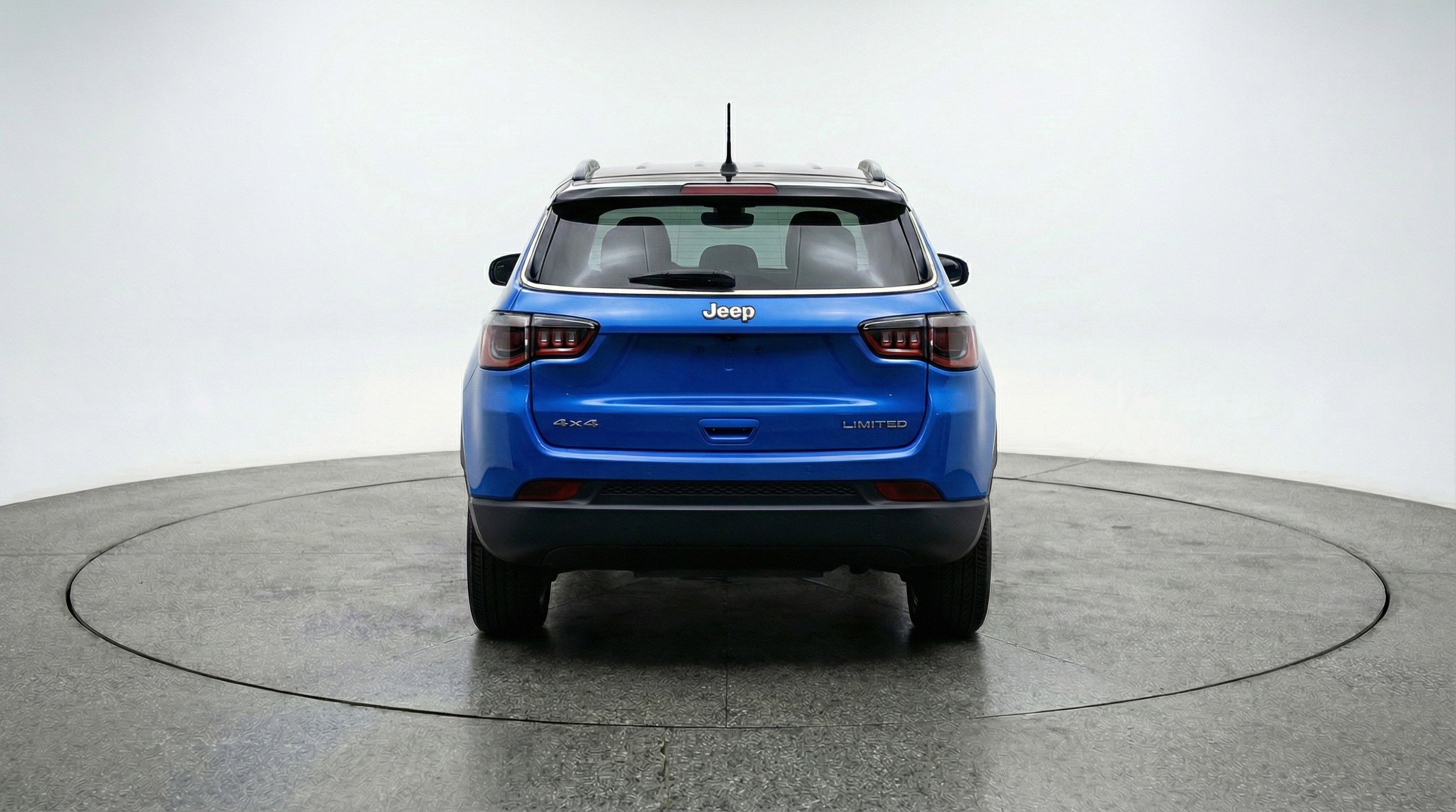 Used 2025 Jeep Compass Limited AWD/4WD image 7