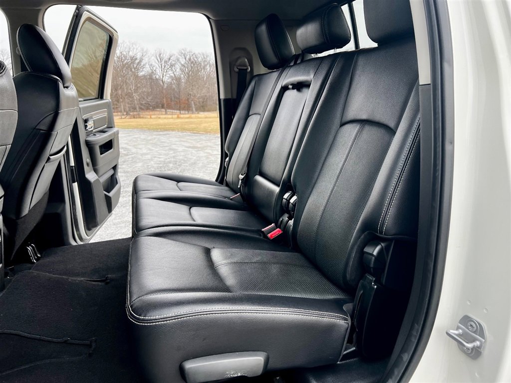 Used 2018 RAM 2500 Laramie w/ Sport Appearance Group image 25