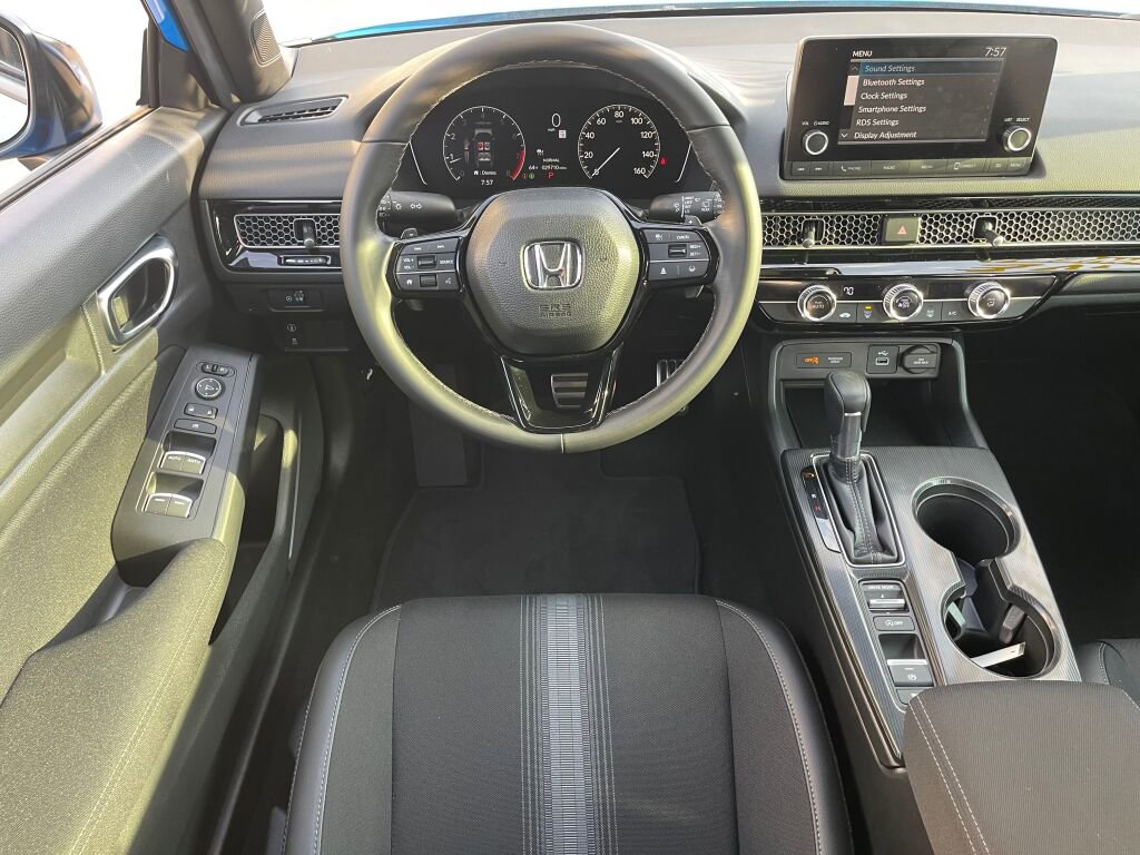 Used 2024 Honda Civic Sport image 2
