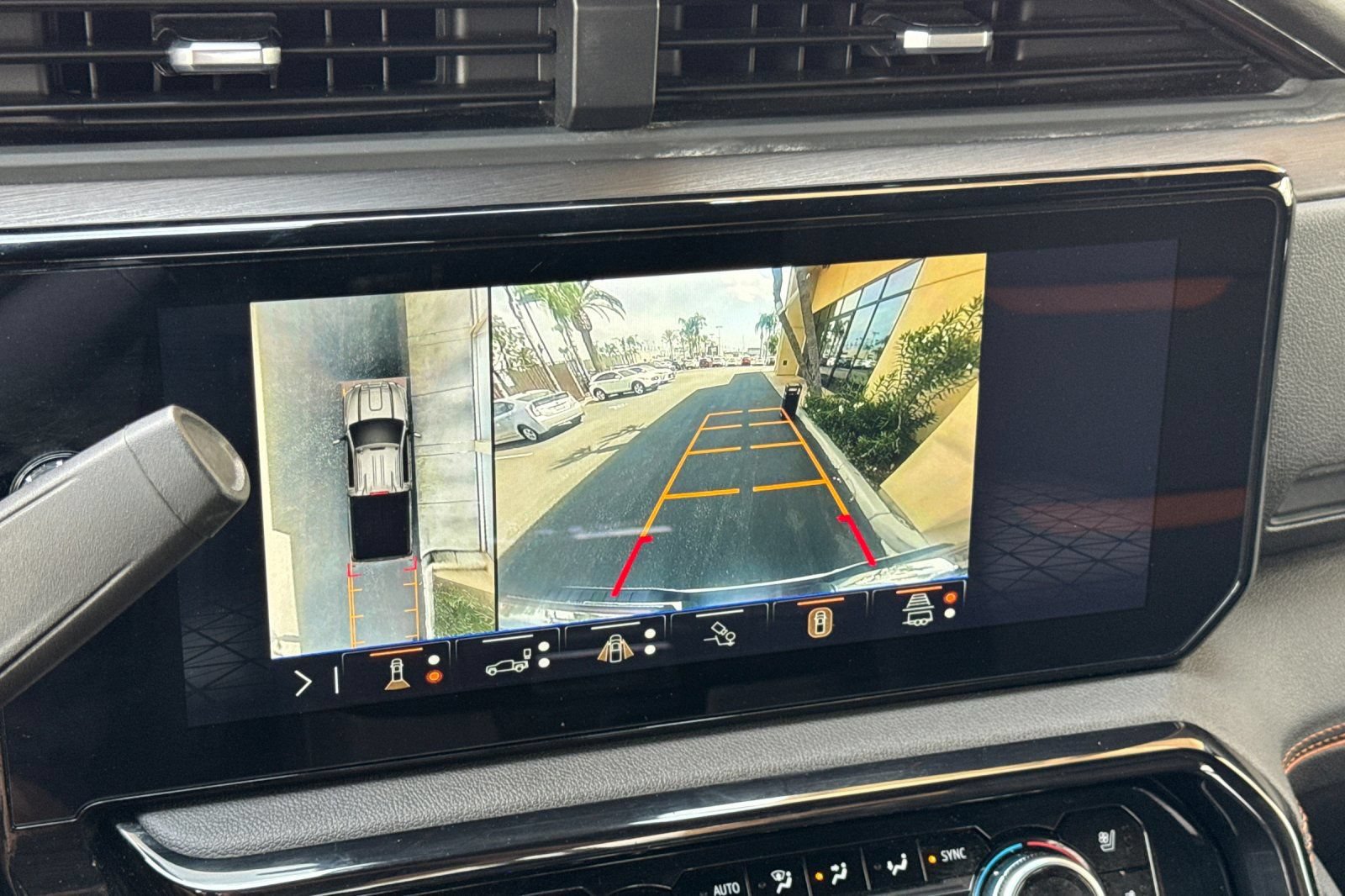 Certified 2025 GMC Sierra 2500 AT4 AWD/4WD image 19