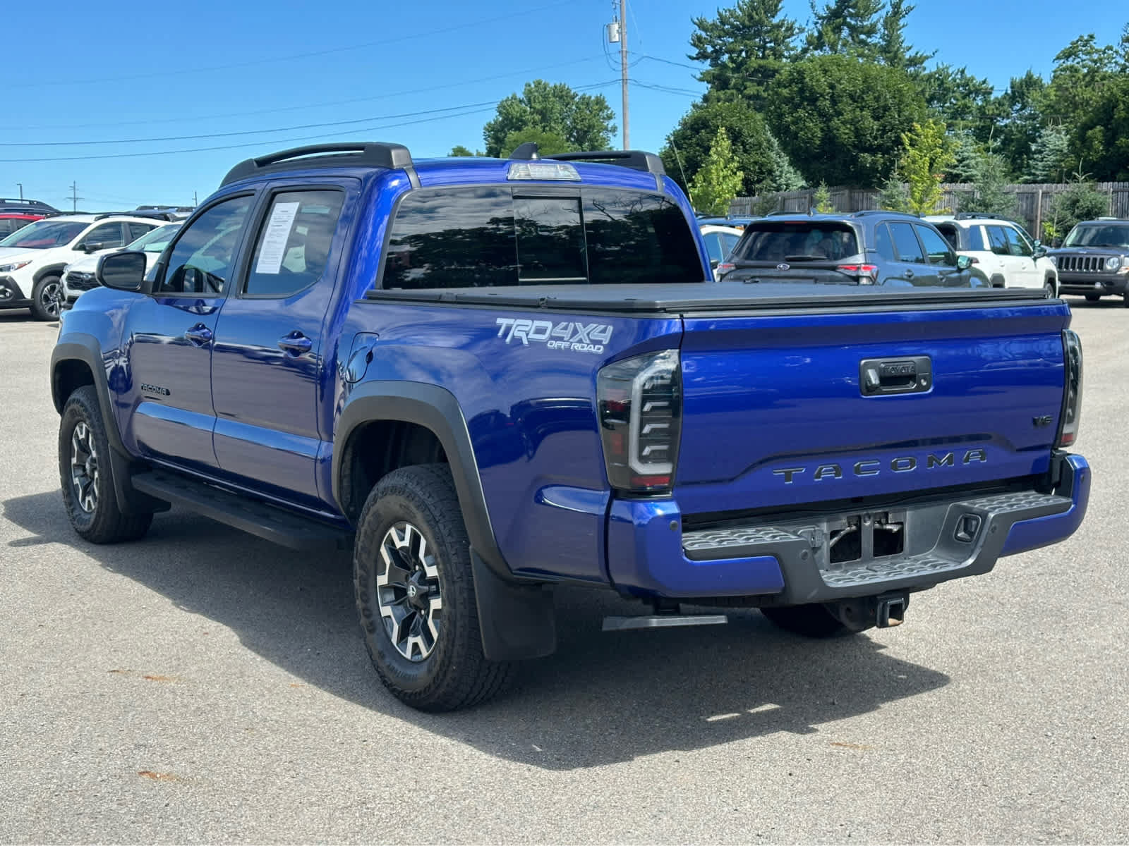 Used 2023 Toyota Tacoma TRD Off-Road w/ Technology Package AWD/4WD image 5