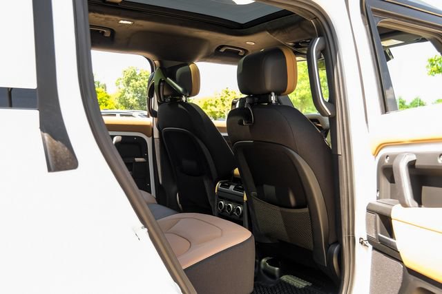 New 2026 Land Rover Defender 110 V8 AWD/4WD image 47