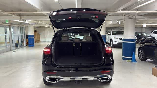 Used 2026 Mercedes-Benz GLC 300 4MATIC image 8