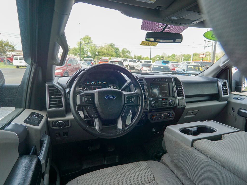 Used 2018 Ford F150 XLT w/ Equipment Group 302A Luxury AWD/4WD image 13