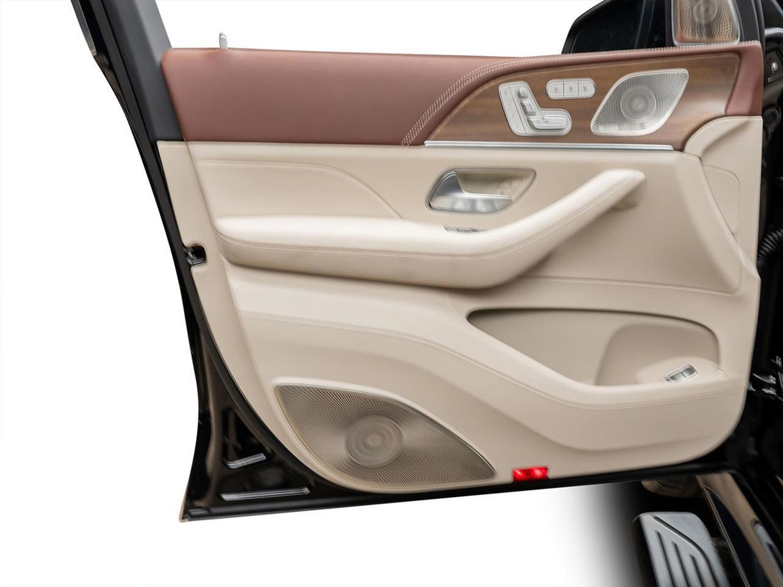 Used 2026 Mercedes-Benz Maybach GLS 600 4MATIC image 74