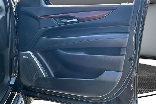 Used 2020 Cadillac Escalade ESV Premium Luxury AWD/4WD image 28