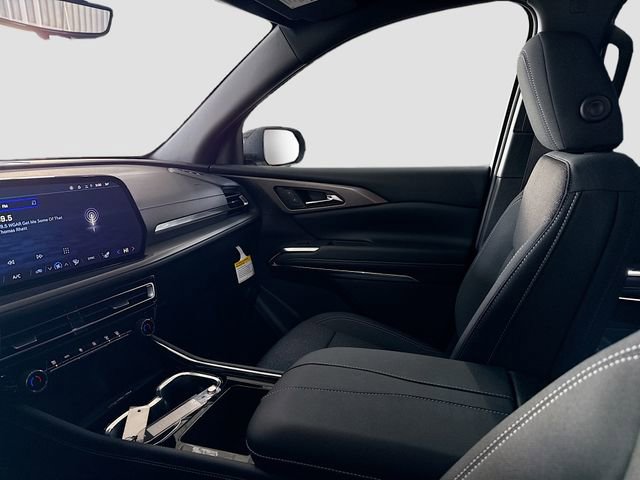 New 2026 Chevrolet Traverse LT w/ Midnight/Sport Edition image 24