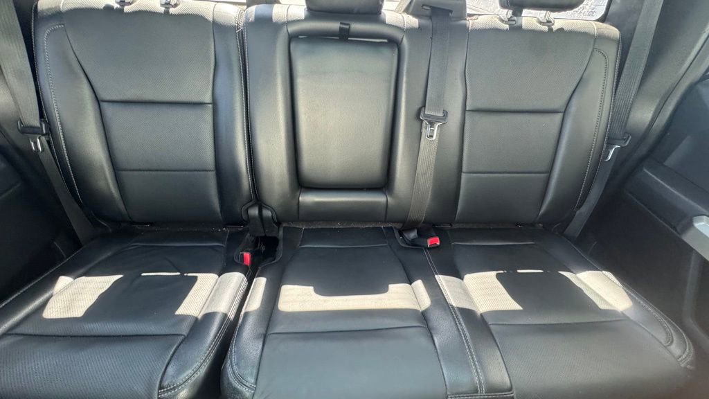 Used 2017 Ford F150 Lariat w/ Equipment Group 502A Luxury AWD/4WD image 15