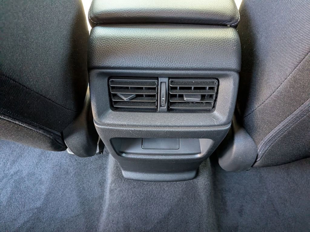 Used 2025 Honda CR-V LX image 27