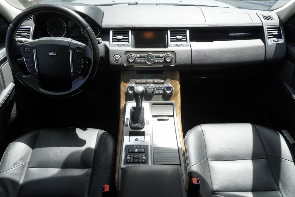 Used 2013 Land Rover Range Rover Sport HSE AWD/4WD image 9