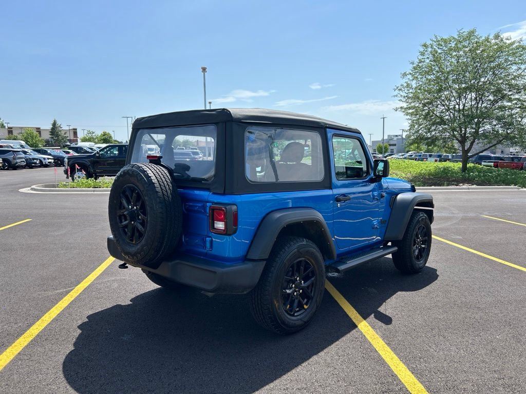 Used 2023 Jeep Wrangler Sport AWD/4WD image 7