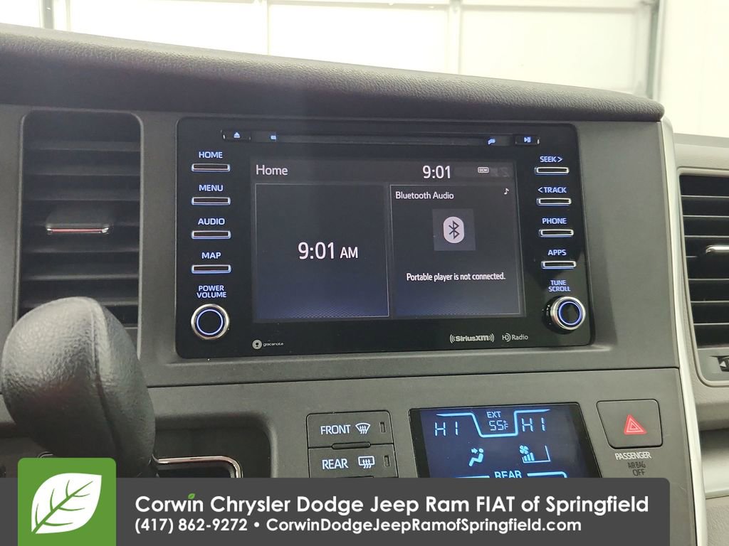 Used 2019 Toyota Sienna LE image 24