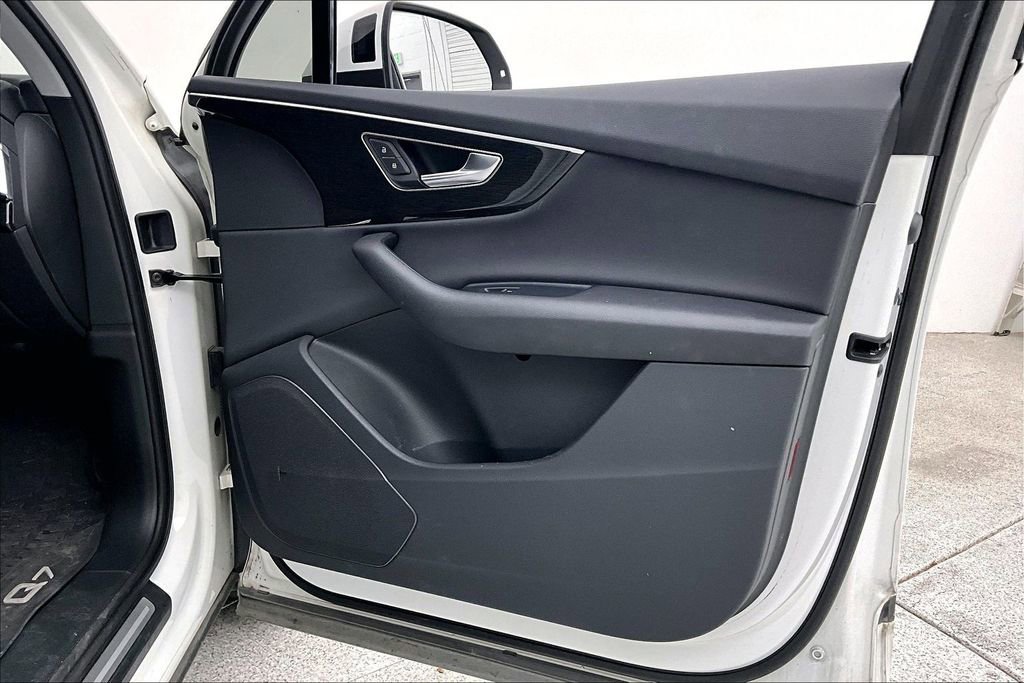 Used 2020 Audi Q7 2.0T Premium image 22