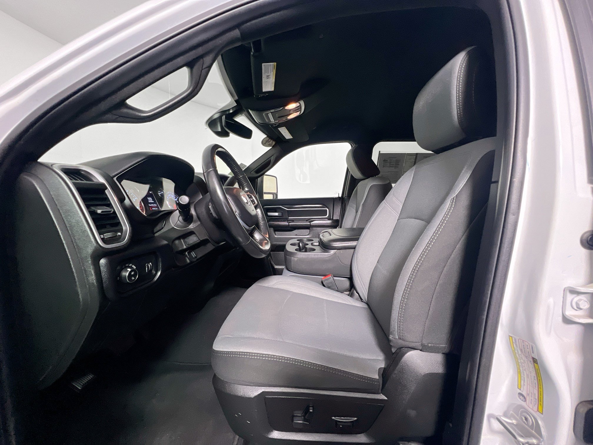 Used 2024 RAM 2500 Big Horn AWD/4WD image 14