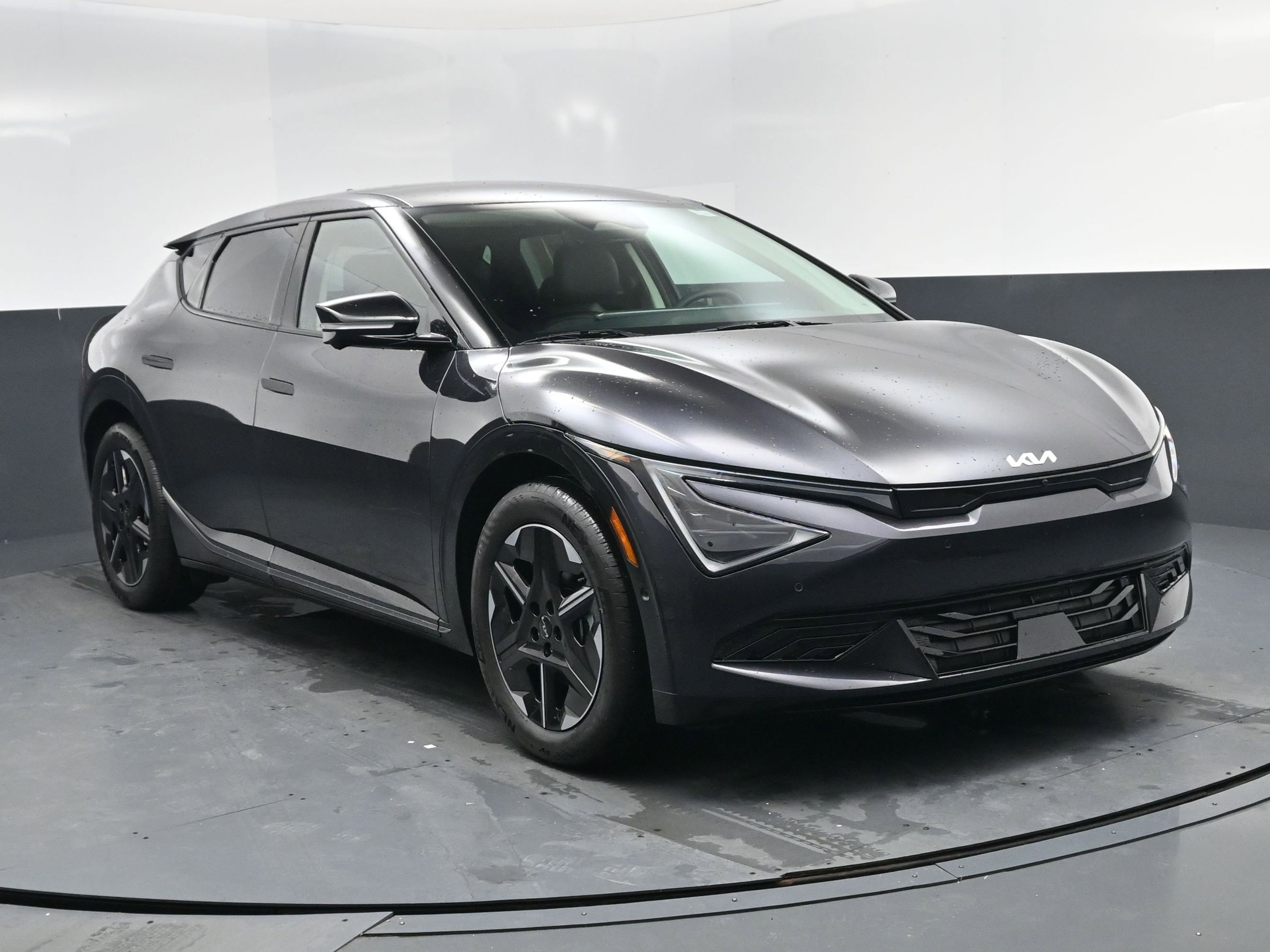 New 2025 Kia EV6 Wind image 8