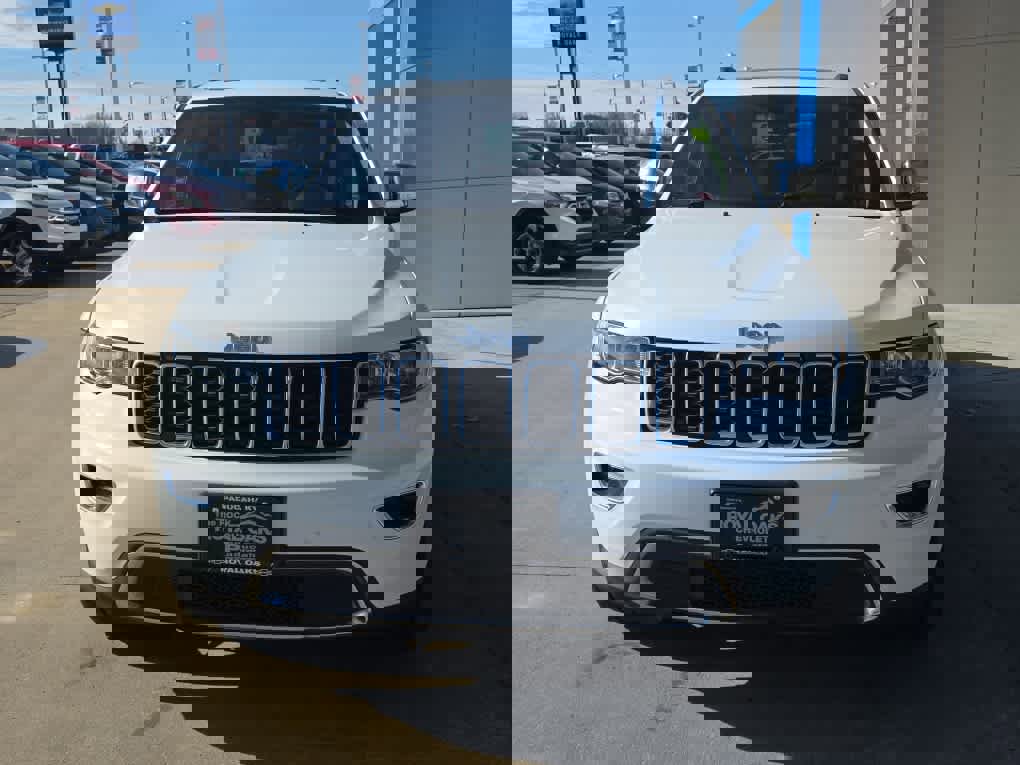 Used 2021 Jeep Grand Cherokee Limited image 3