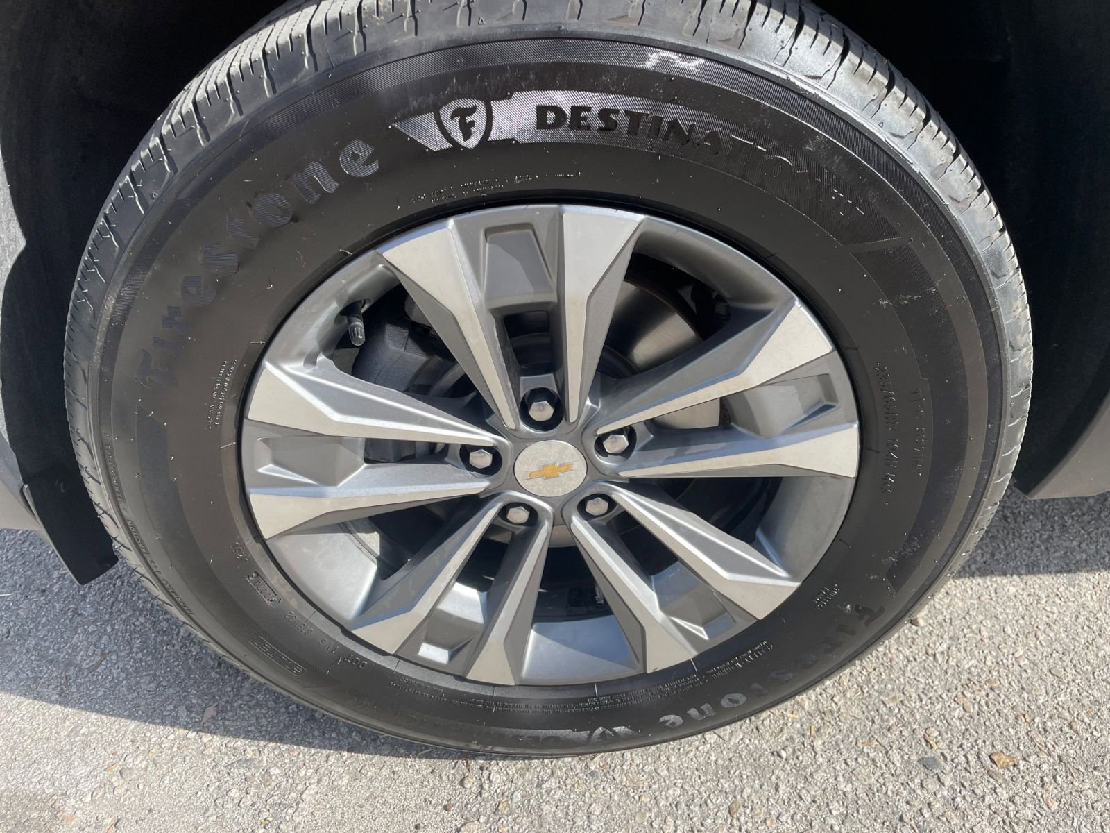 Used 2025 Chevrolet Equinox LT FWD image 30
