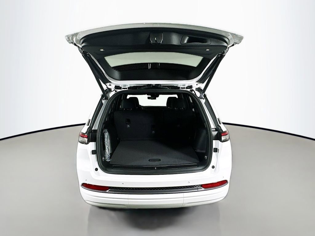 New 2026 Jeep Grand Cherokee Limited Reserve image 16