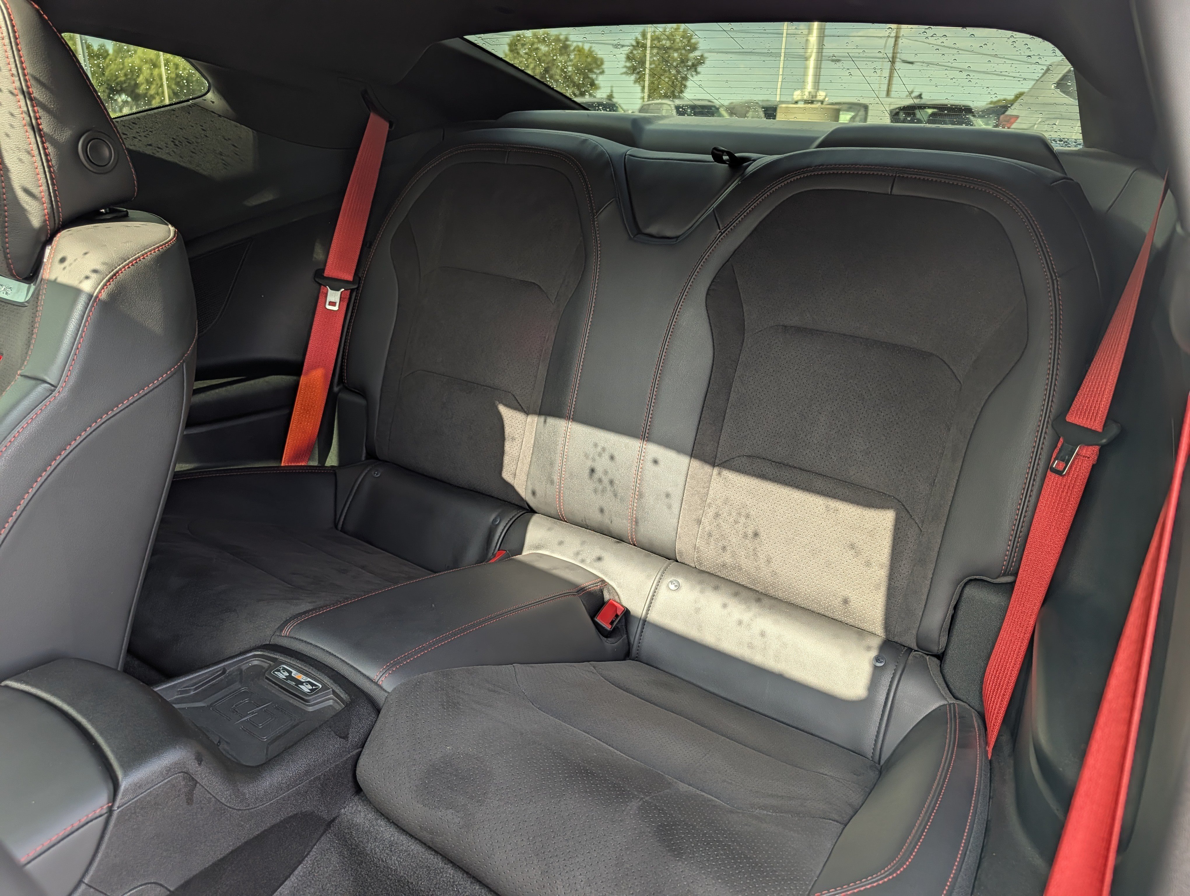 Used 2019 Chevrolet Camaro ZL1 RWD image 18