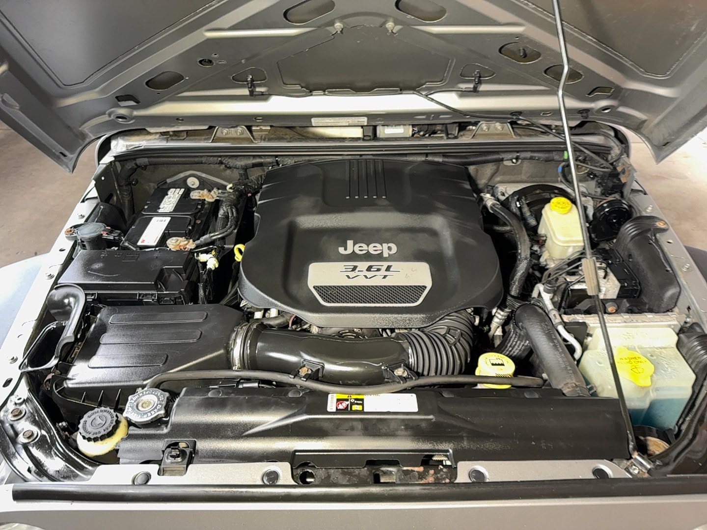 Used 2013 Jeep Wrangler Unlimited Sport AWD/4WD image 63