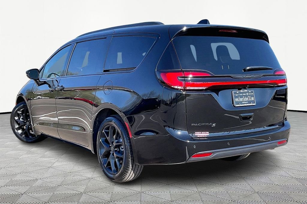 New 2026 Chrysler Pacifica Select FWD image 3