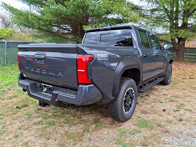 New 2025 Toyota Tacoma TRD Off-Road image 4