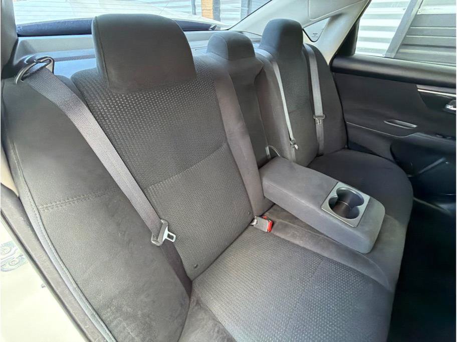 Used 2014 Nissan Altima 2.5 S w/ Display Audio Package FWD image 20
