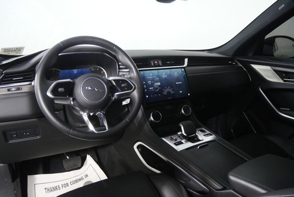 Used 2023 Jaguar F-PACE S AWD/4WD image 13