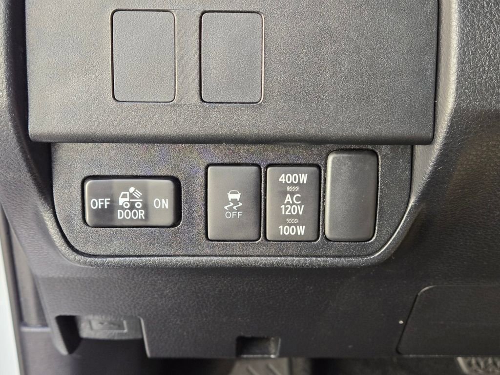 Used 2021 Toyota Tacoma TRD Off-Road w/ Technology Package image 22