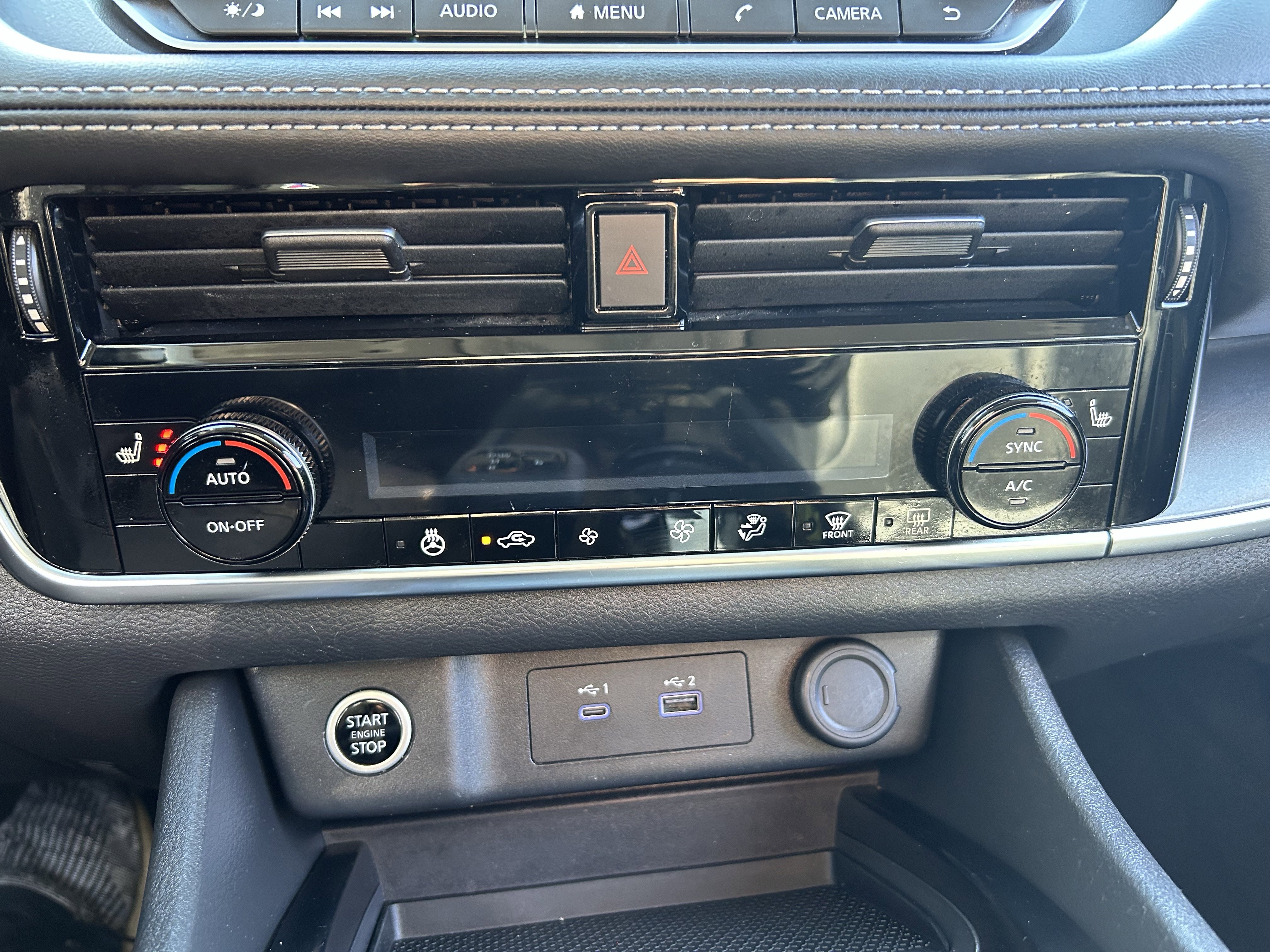 Used 2023 Nissan Rogue SV w/ SV Premium Package AWD/4WD image 14