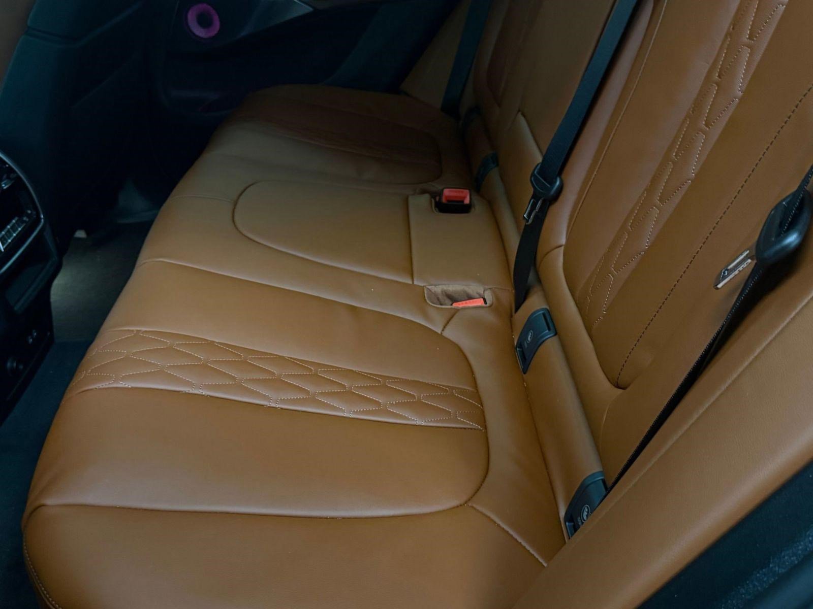 New 2026 BMW X5 M60i image 24